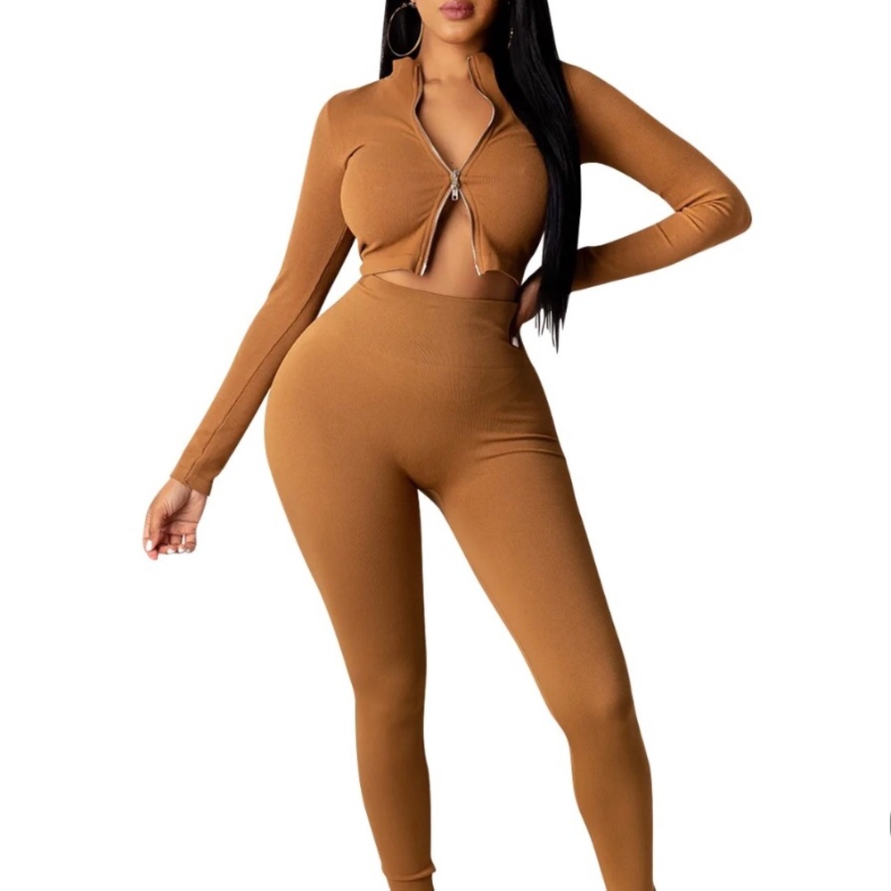COPY - Beautiful Khaki ribbed two piece double zipper legging set!
